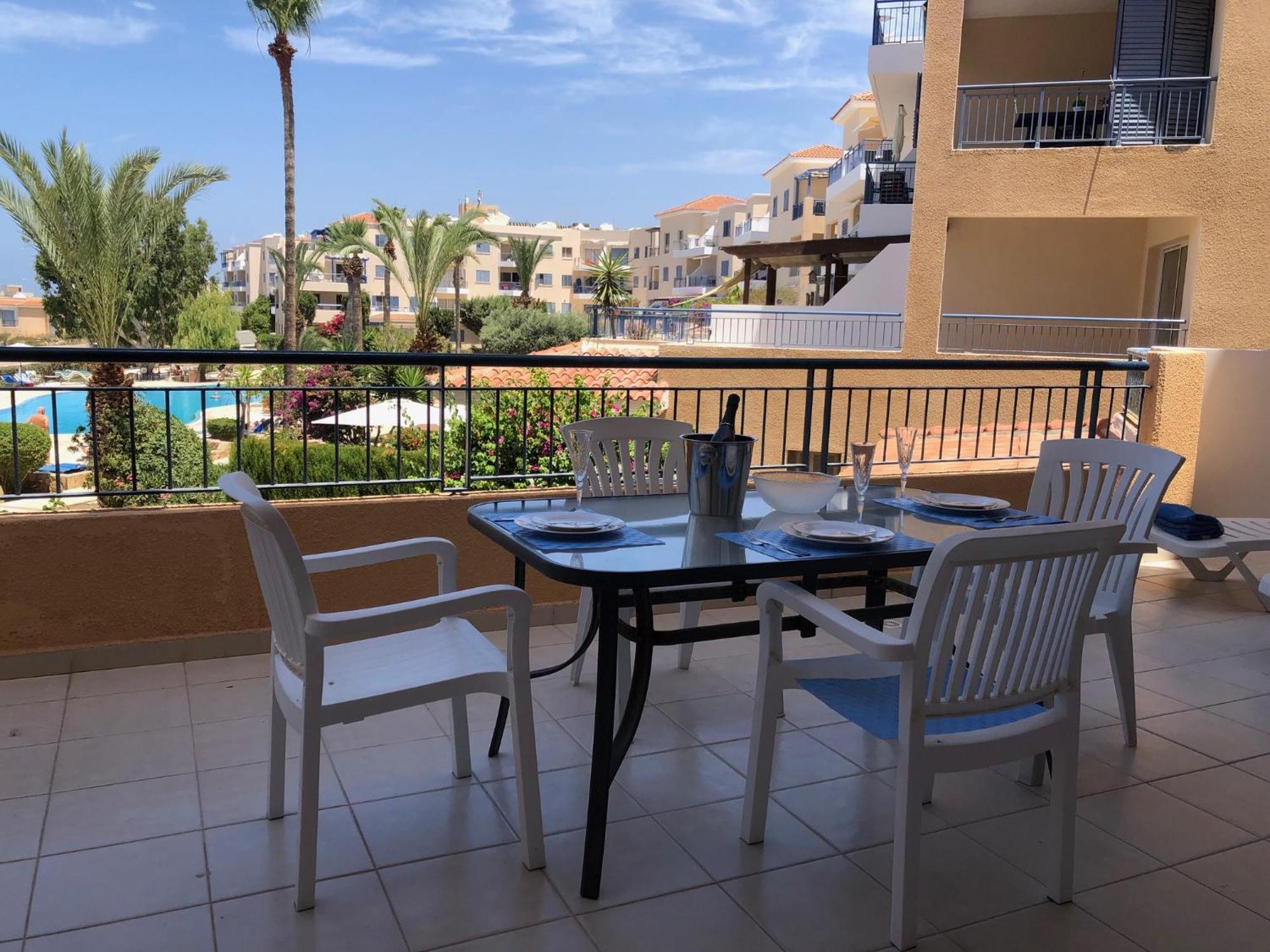Kings Palace - Stylish 2 Bed Apartment With Sea Views Paphos Esterno foto