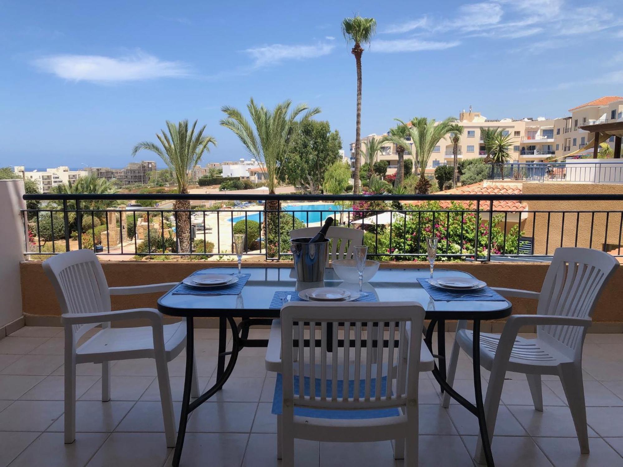 Kings Palace - Stylish 2 Bed Apartment With Sea Views Paphos Esterno foto