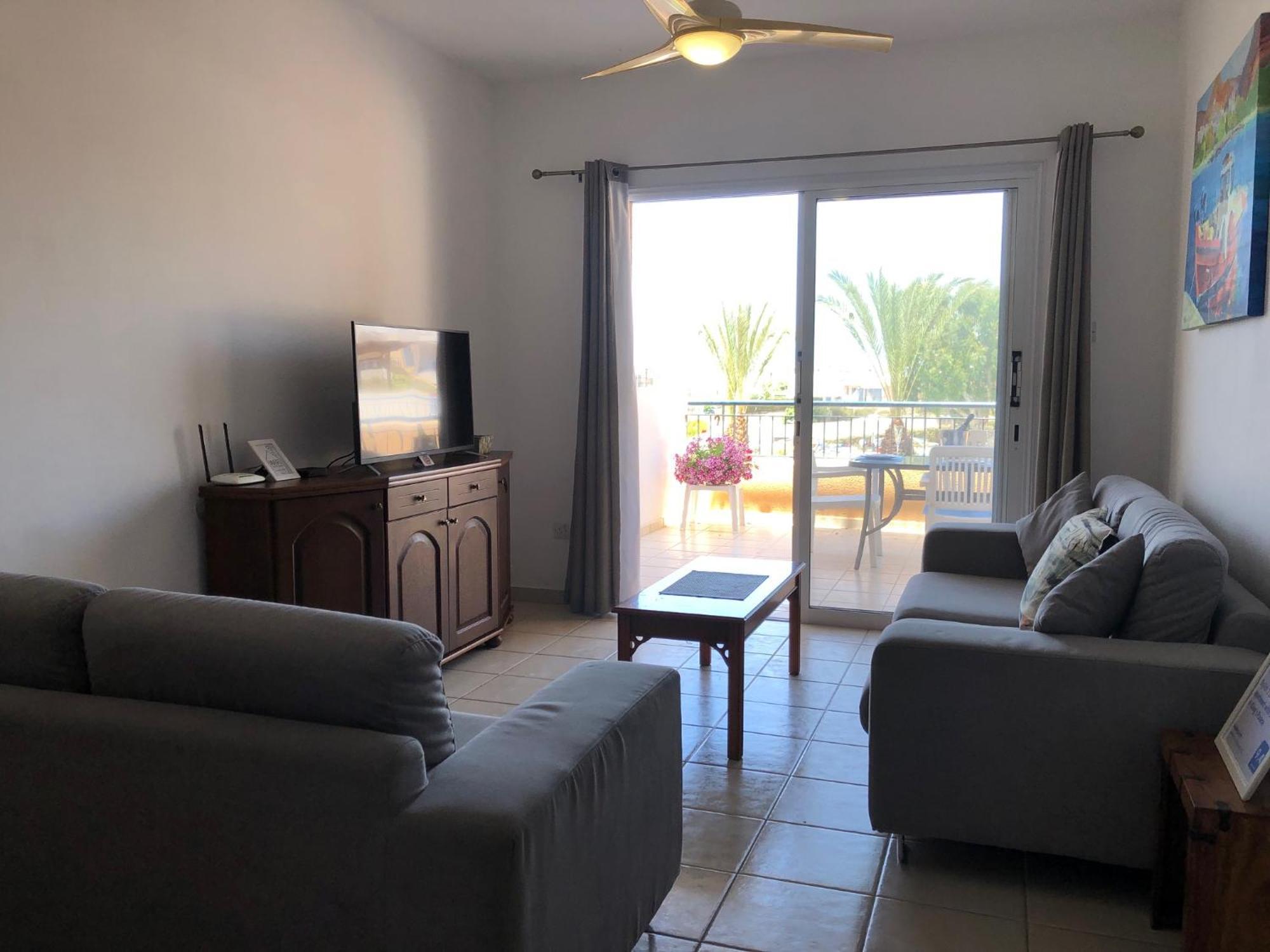 Kings Palace - Stylish 2 Bed Apartment With Sea Views Paphos Esterno foto